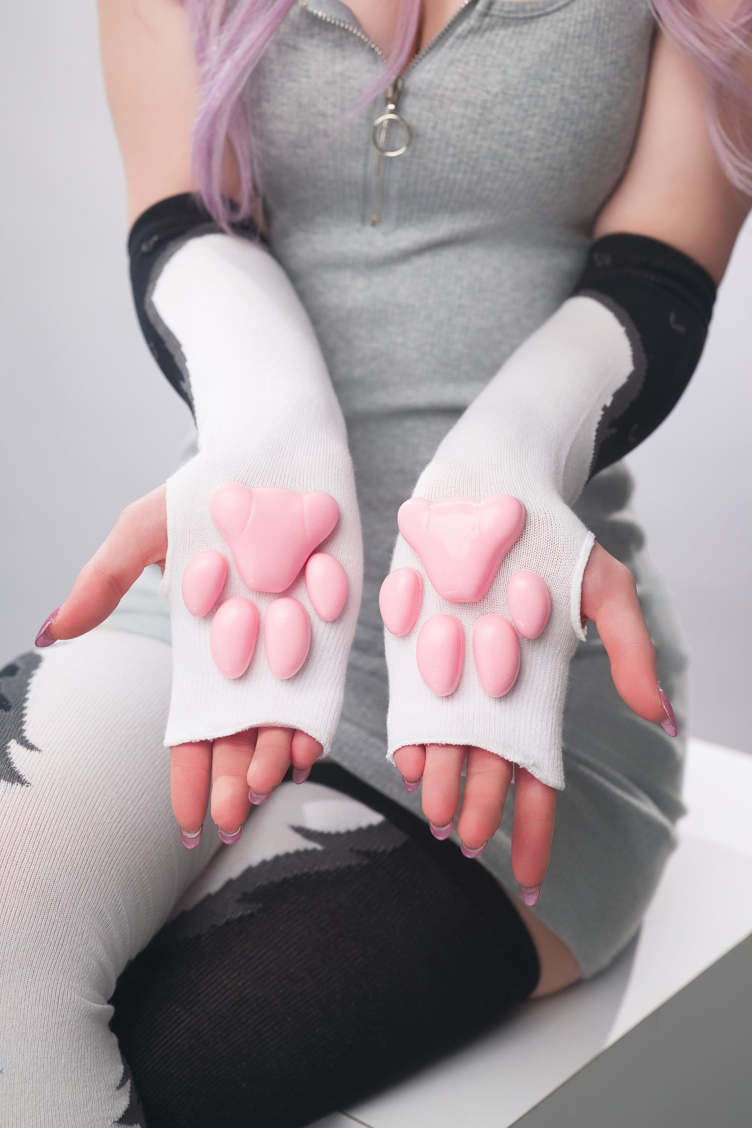 ToeBeanies Tuxedo Cat Mittens