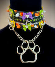 Load image into Gallery viewer, ToeBeanies Black Candy Corn Choker