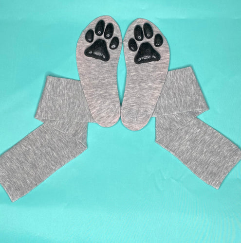 Black Kitten ToeBeanies on Solid Grey Socks